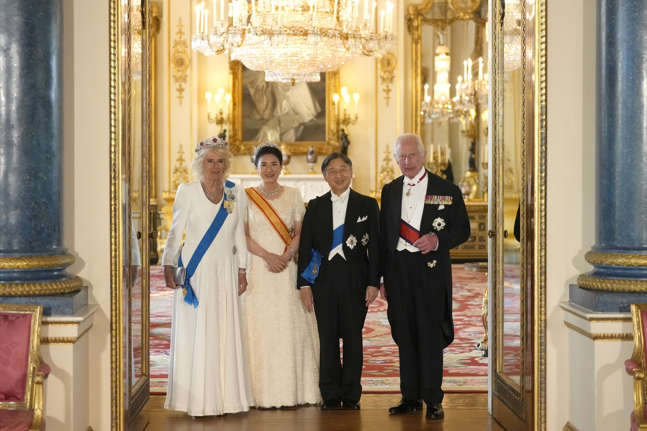 イギリスでの晩さん会。雅子さまは菊模様のティアラをご着用　©PA Images時事通信フォト