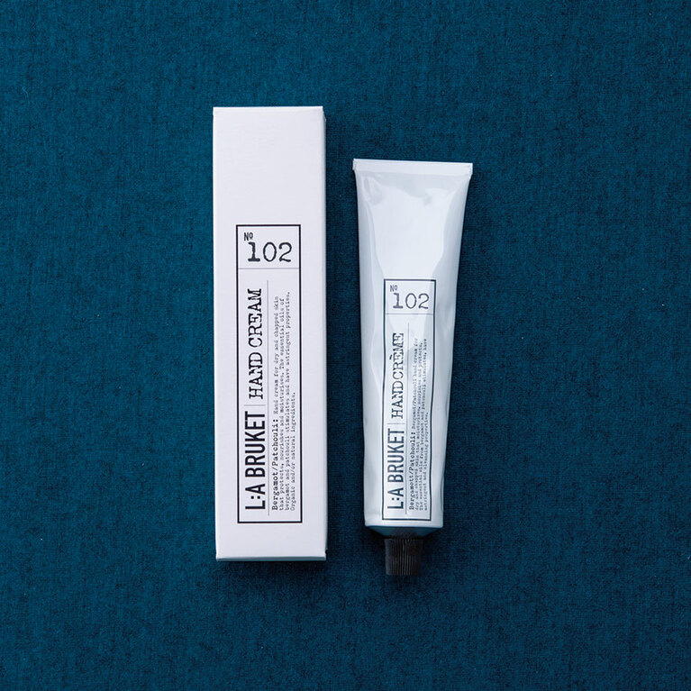 102 ベルガモットパチョリ 70mL 3,300円／ラ・ブルケット 渋谷パルコ店