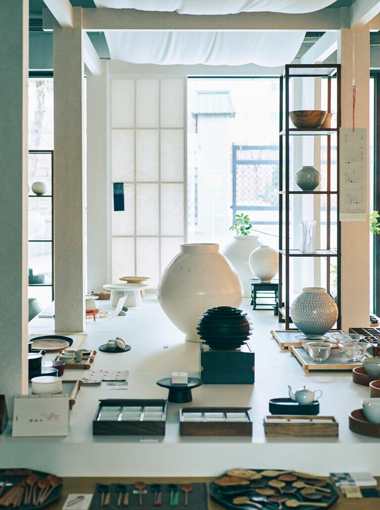 日常餘百（イルサンヨベッ／일상여백）。