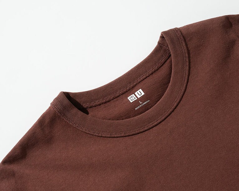 クルーネックT（半袖）1,500円。