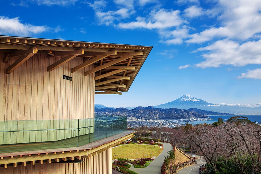 天気がいいと富士山の見事な眺めが旅のご褒美に。