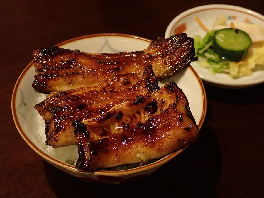 蒲焼に至るまで続くウナギの競演。