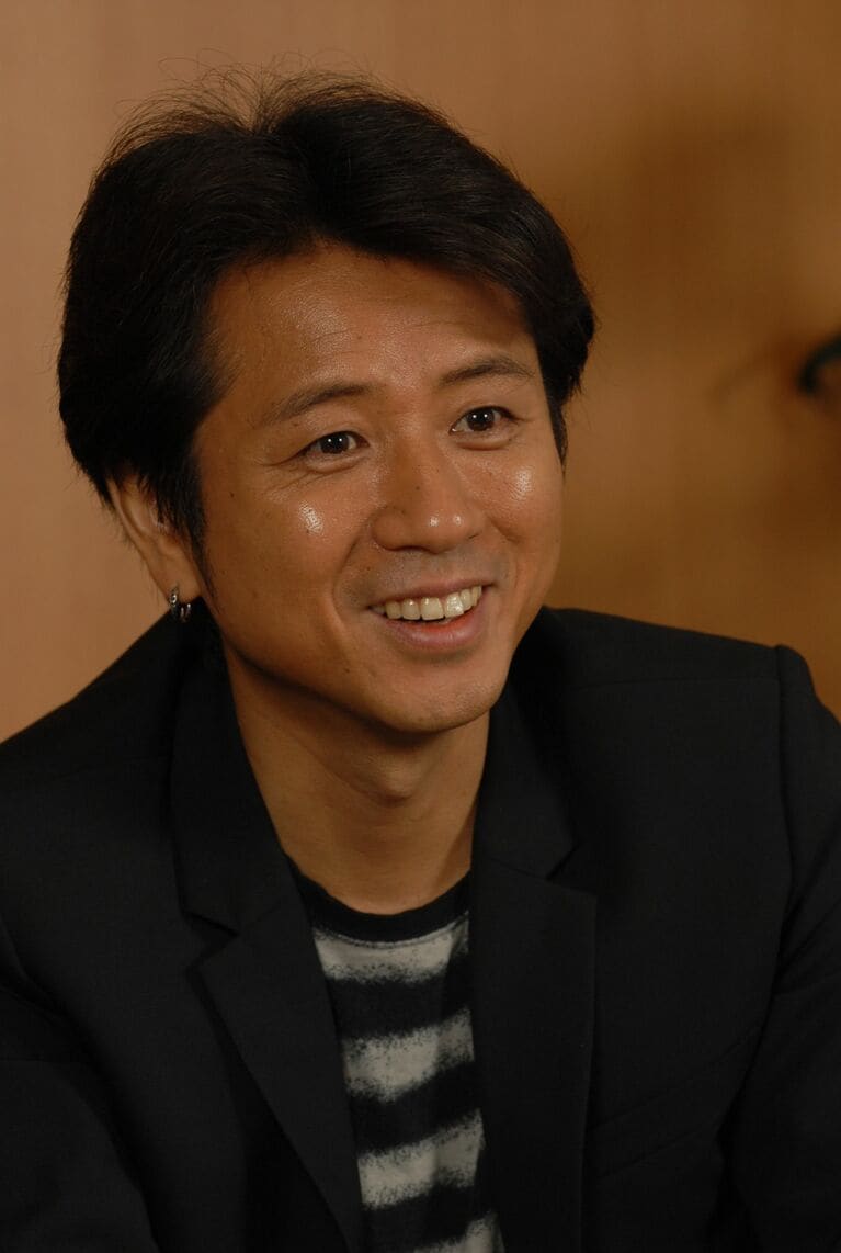 藤井フミヤ ©産経新聞社