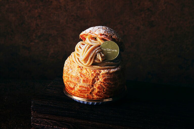 「モンブランシュークリーム」1,200円。