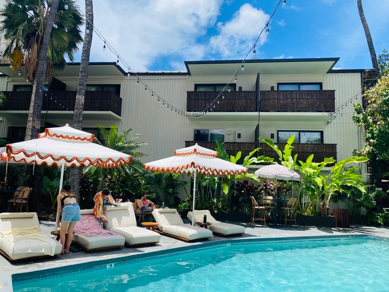 部屋からすぐにプールに出られる1階が人気！