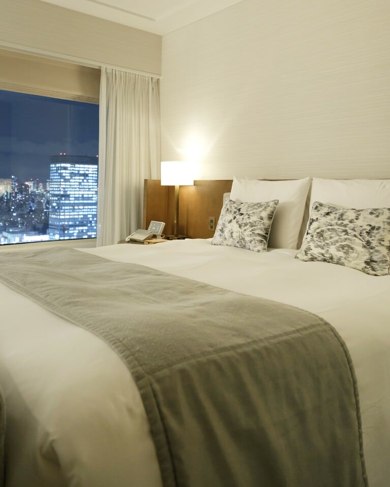 凜とした夜景に心癒やされるひとときを。