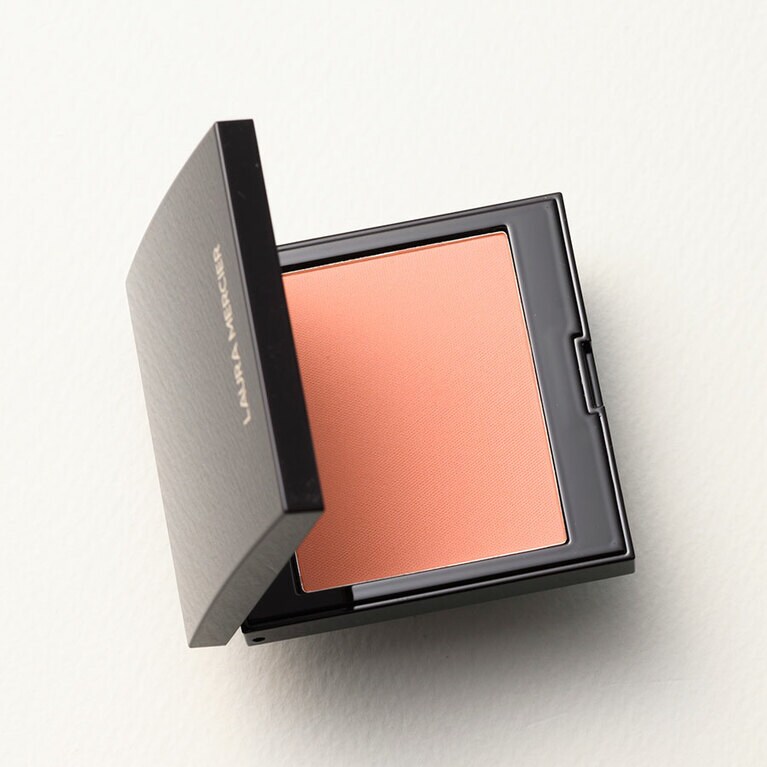 ブラッシュ カラー インフュージョン 全14色 3,850円／ローラ メルシエ