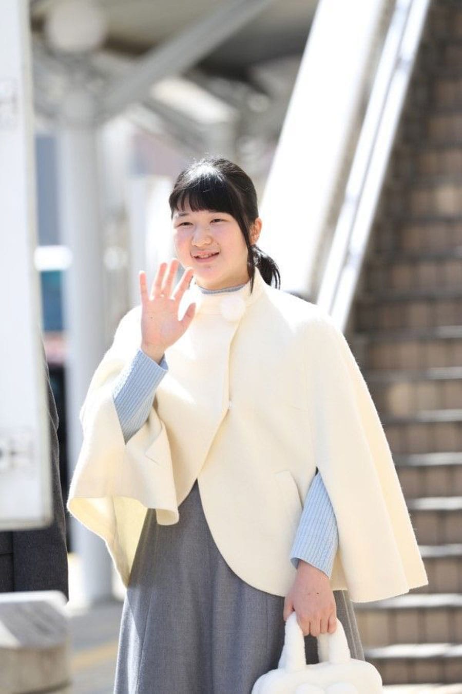 2019年3月、JR長野駅での愛子さま　©JMPA