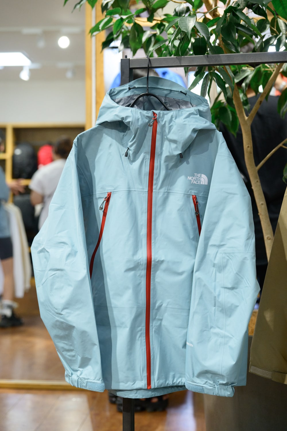 ザ・ノース・フェイス「クライムライトジャケット」￥50,600