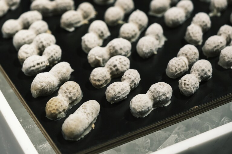 「花生好事」。