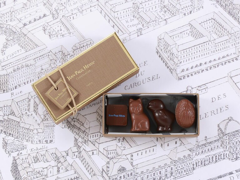 ボンボンショコラ4個パック 2,214円（税込）。