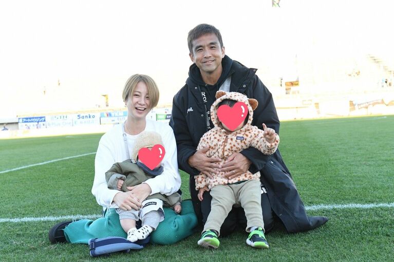 2人の息子を育てる田中美保さん（写真＝本人提供）