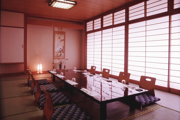 【旅館 かんざき】