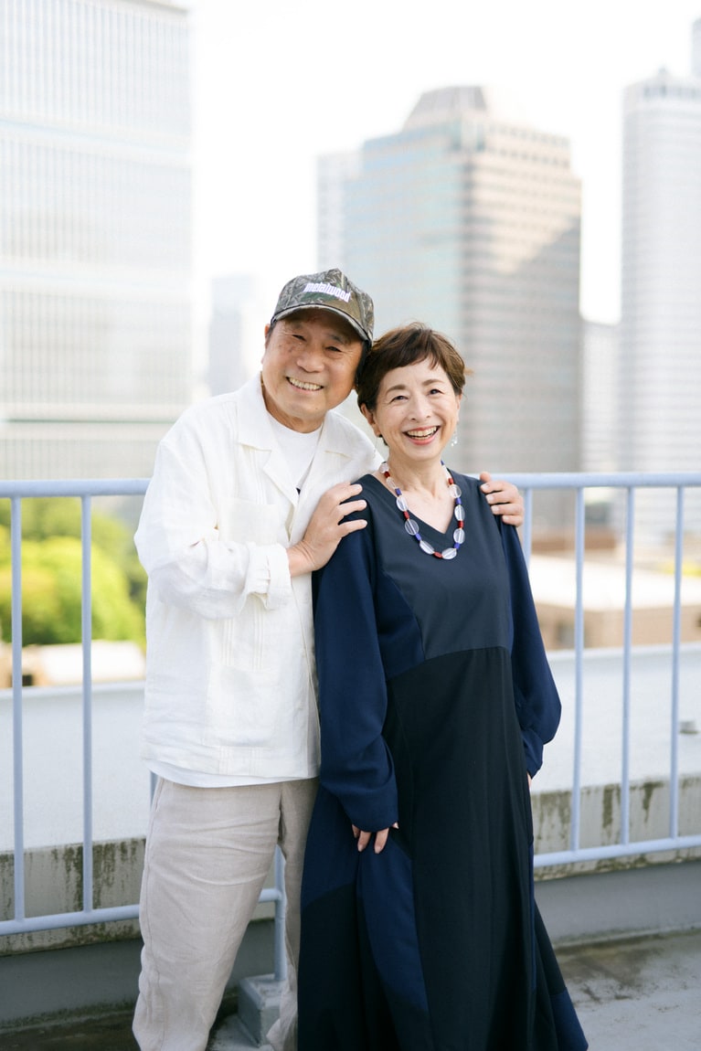 近田春夫さんと阿川佐和子さん。