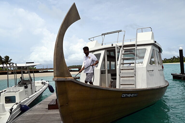 本格的なマリーナ。ここにザ・リッツ・カールトンとパティーナ間を行き来しているシャトルボート乗り場が。