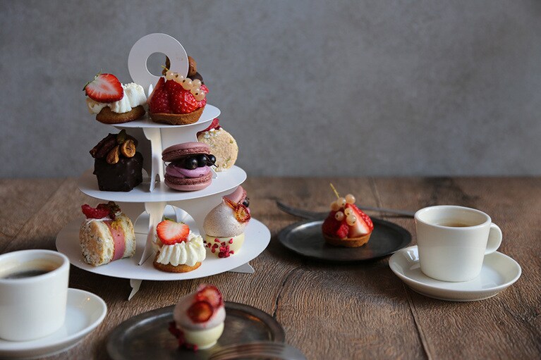 「GENTLE アンティーク・アフタヌーンティーBOX」(2名様分) 4,200円。