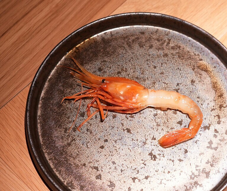 牡丹海老。味噌までいただく。