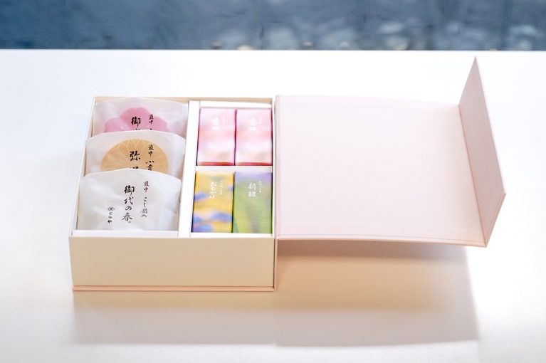 「春いろ詰合せ」。