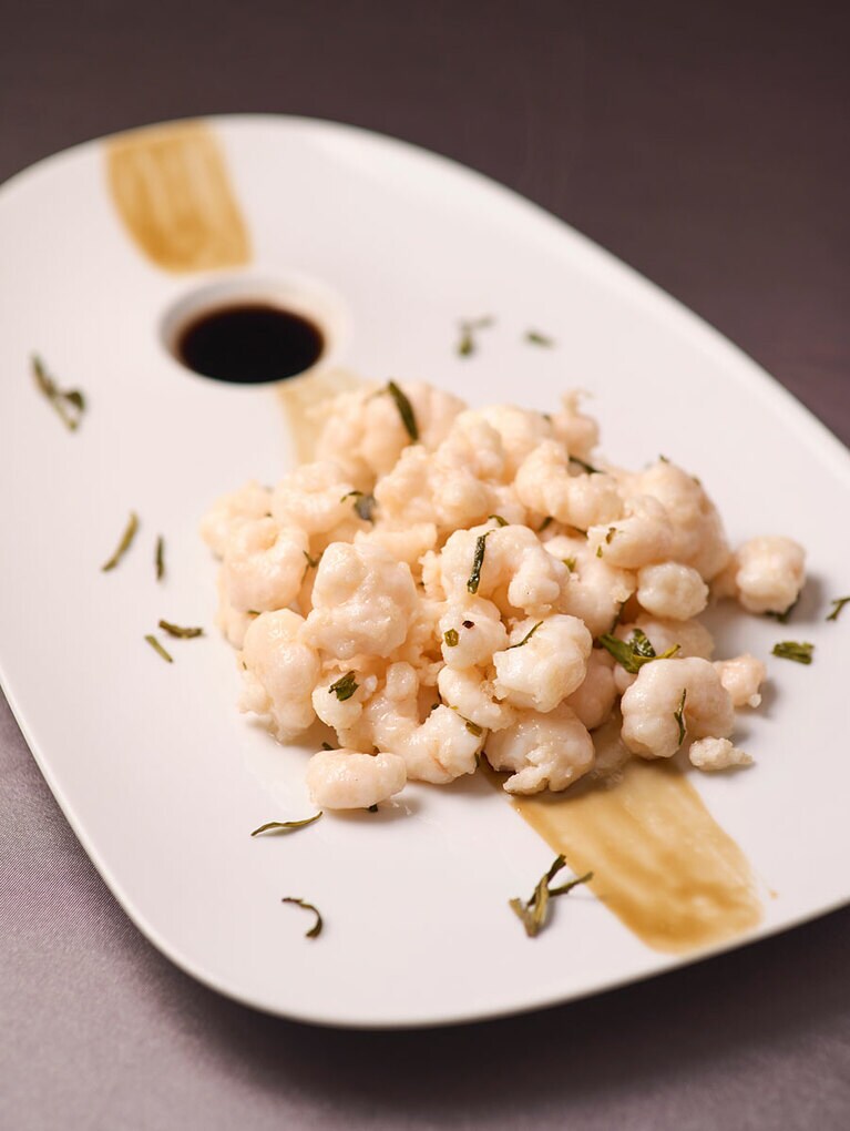 「龍井蝦仁」980元。