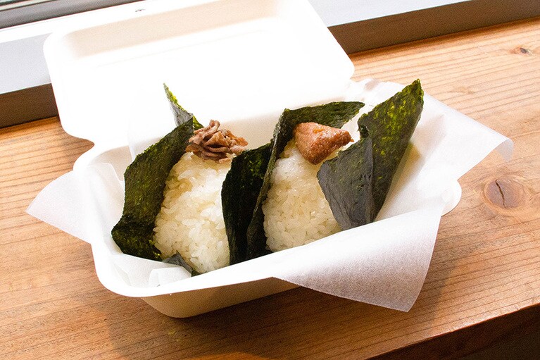 ランチタイムにぴったりな「日本橋 結びむすび」。