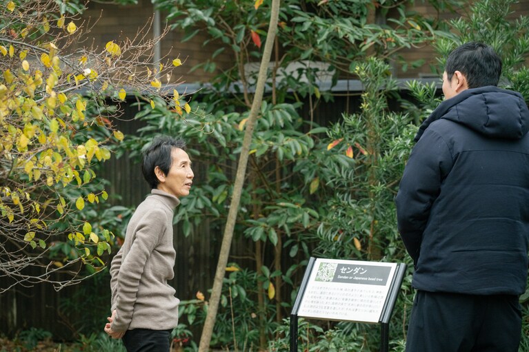 熊楠を手繰り寄せる旅のなかで、南方家とゆかりの深い橋本邦子さんからお話を聞くことができたのは 大変な僥倖だった。いまもこの町で暮らす橋本さんからは、南方家のことはもちろん、地元の文化や言葉などたくさんのことを教えていただいた