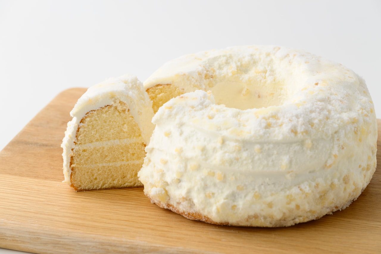 ユーハイムクランツ 1,620円（直径約14.5×高さ6㎝）。