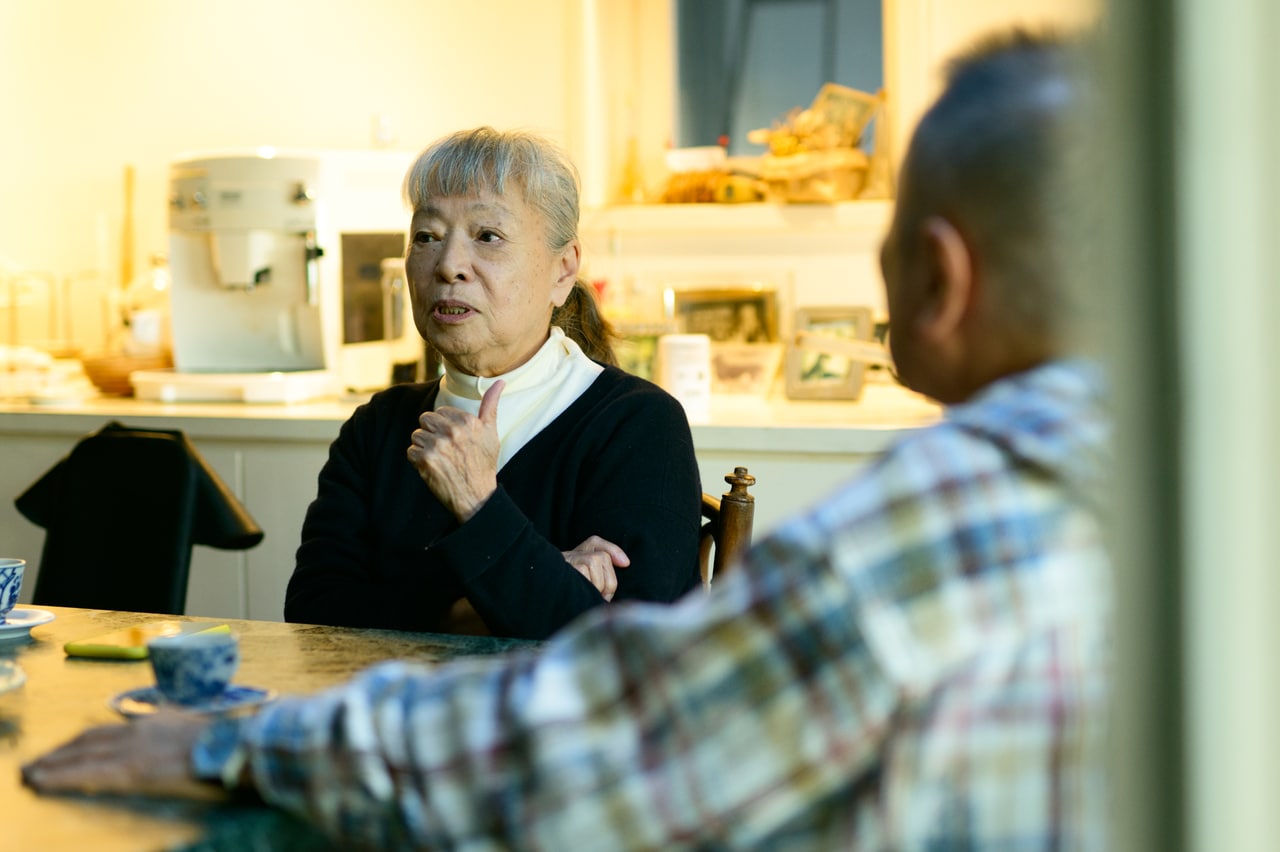 当時の原宿の様子が目に浮かんでいる様子のおふたり。