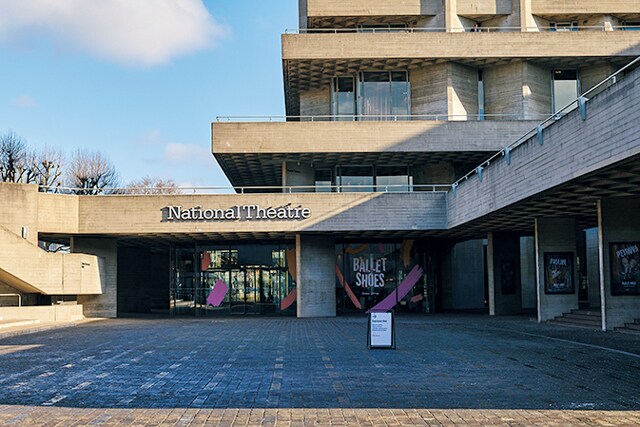 「Forza Wine National Theatre」。