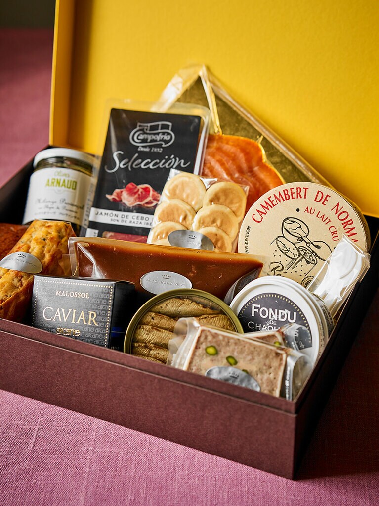 プレミアム パーティー ボックス 全12種 28,000円／パレスホテル東京