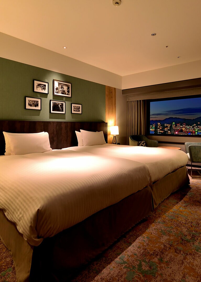 夜景が素晴らしいプレミアフロアの客室。