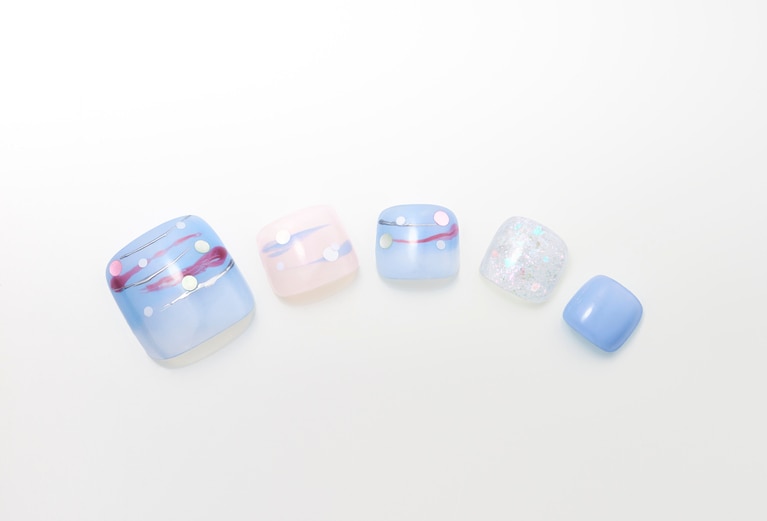 BL19　ヨーヨーつりを使用したネイルアート。