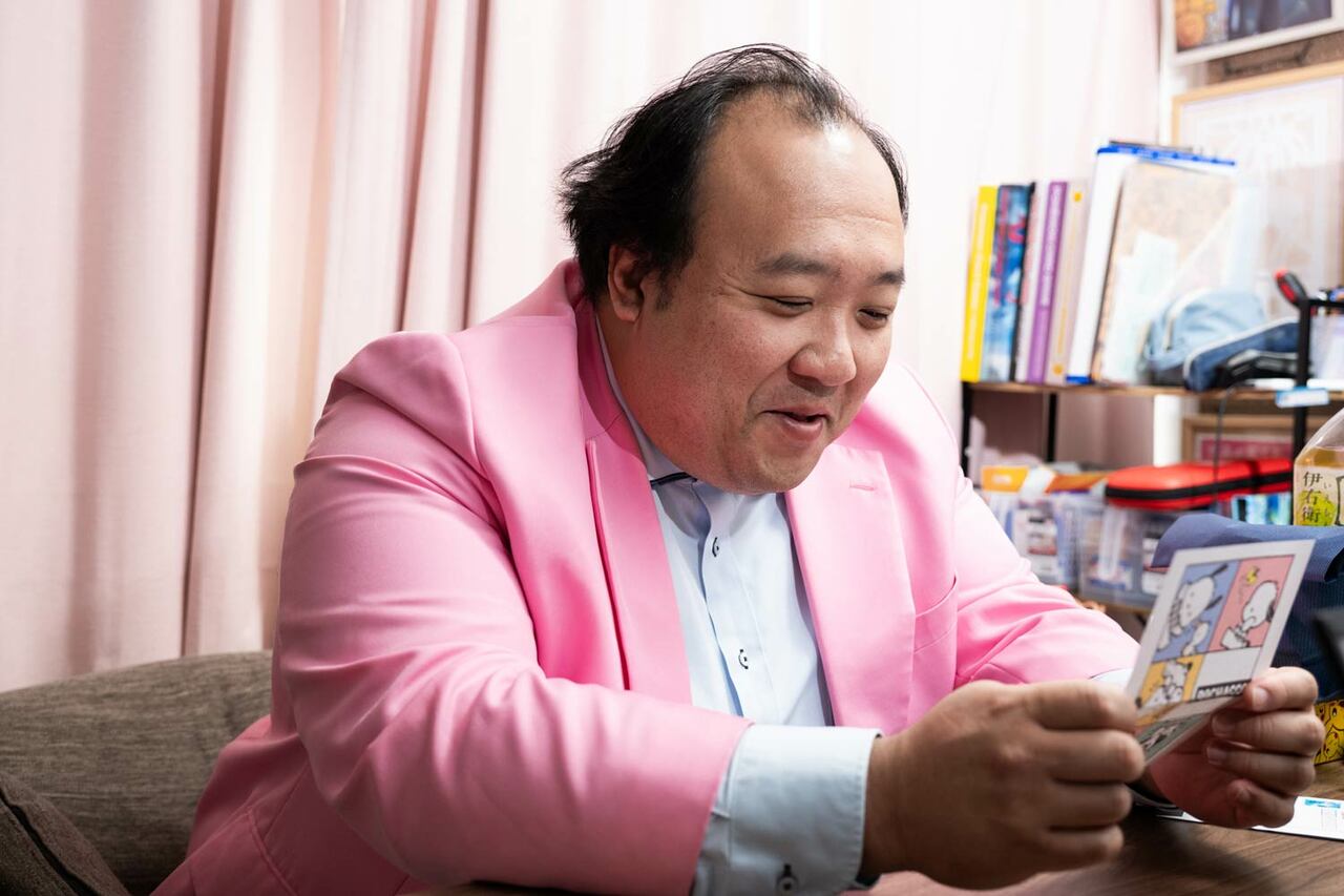 「痩せて」と書かれたファンレターを読む大鶴肥満