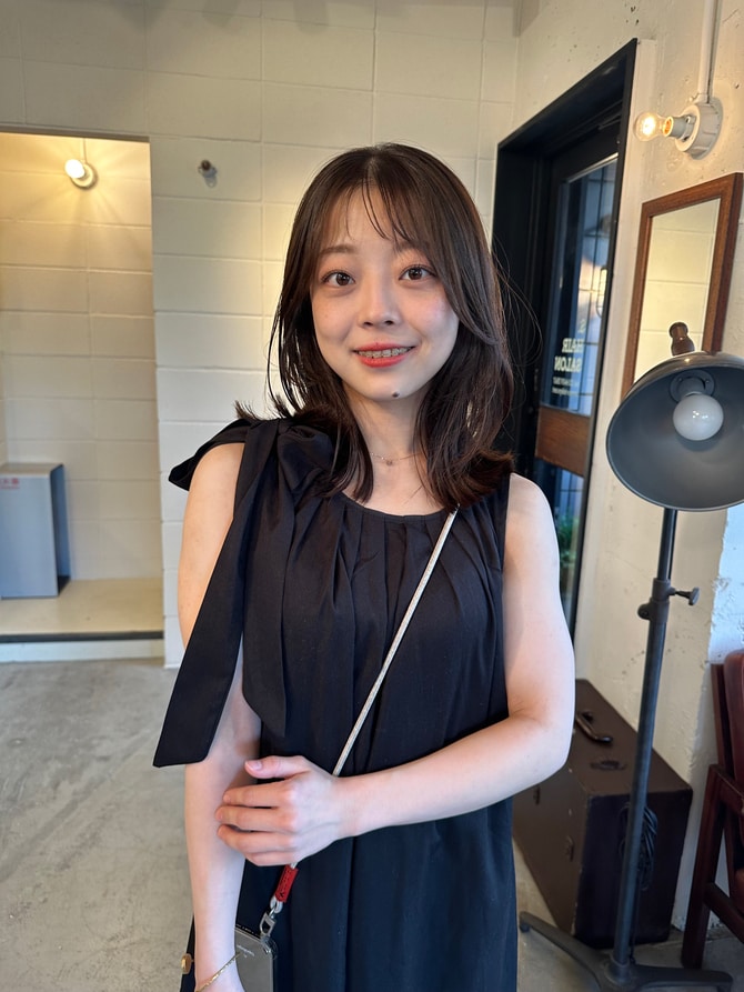 好感度抜群なくびれミディアム。