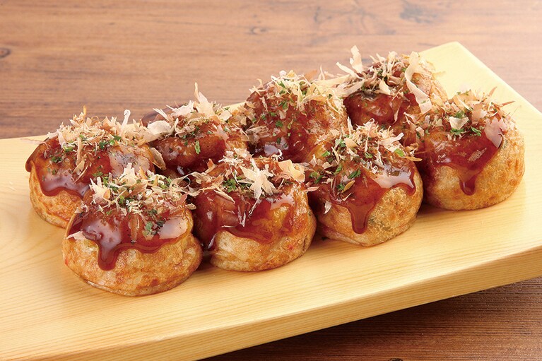 空港内にあるたこぼんのたこ焼き。大阪の味を求めて立ち寄るファンが多い。