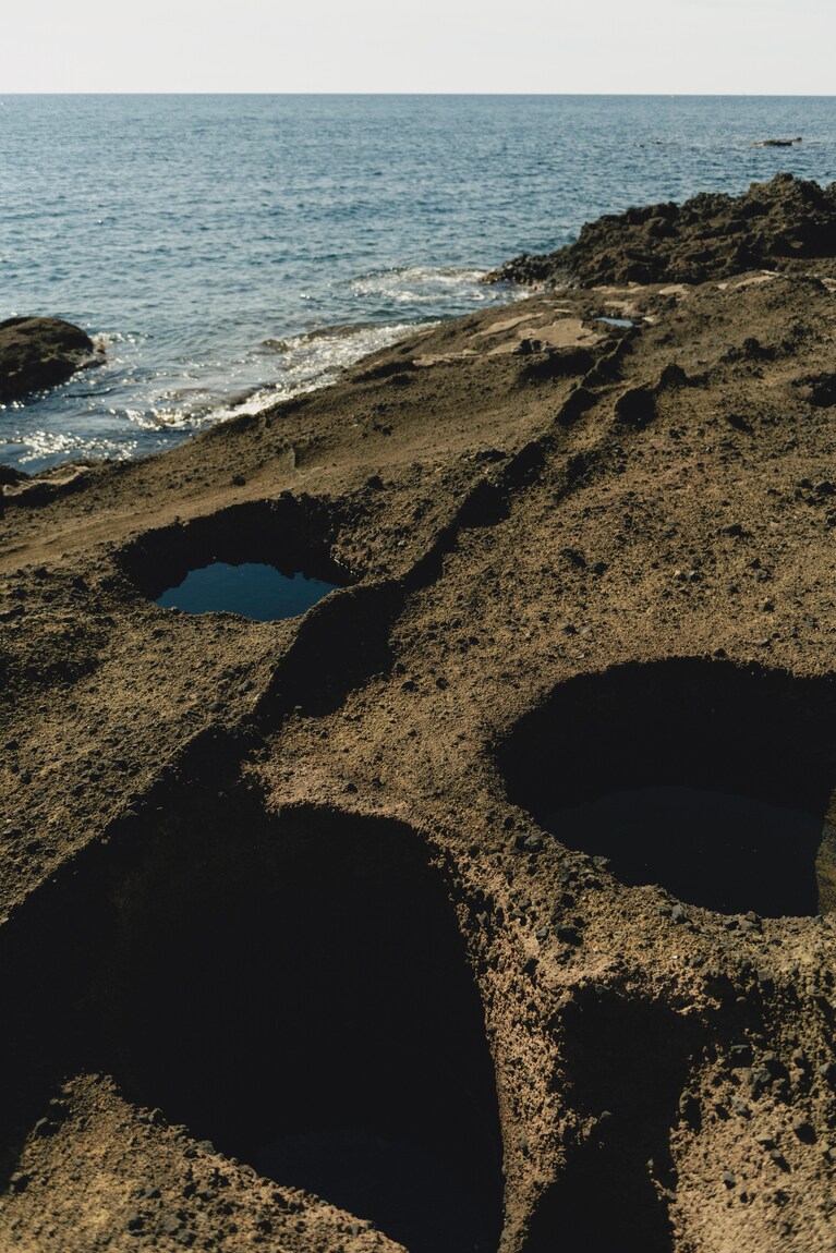 佐渡・宿根木に残る原風景に魅せられて。俳優・工藤阿須加さんと江戸時代にタイムスリップ【通いたくなる島、佐渡】