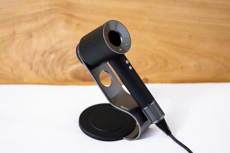 「Dyson Supersonic Ionicヘアードライヤー」。