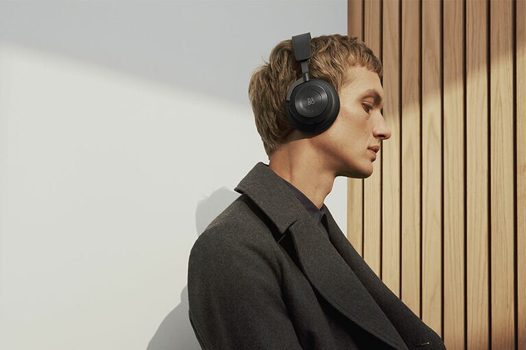 BANG ＆ OLUFSENのワイヤレスフォン。
