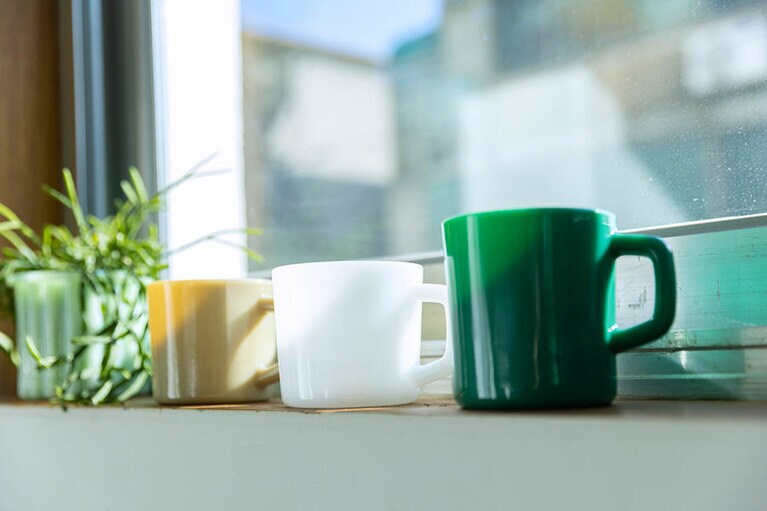 マグカップ（大）26,000W、（小）24,000W／MILLIMETER MILLIGRAM