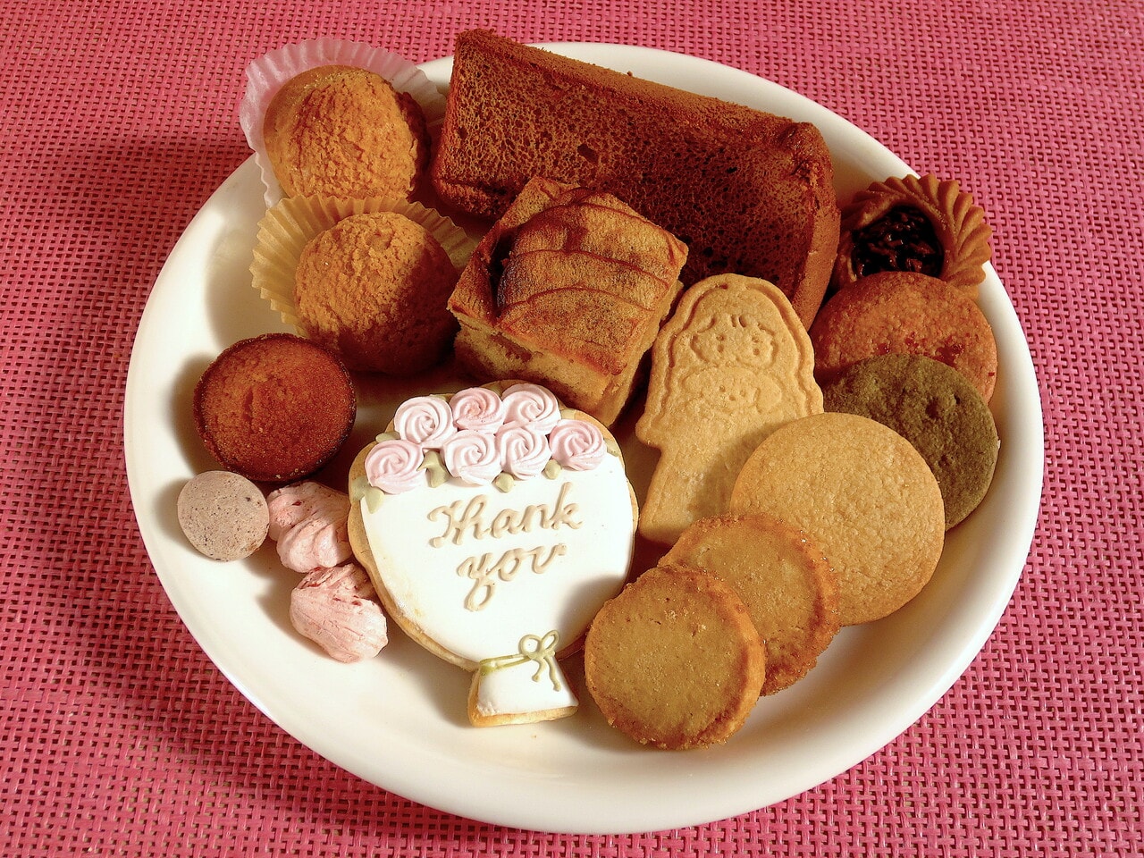 「BAKE SHOP DOUDOU（ベイクショップ ドゥードゥー）」のお菓子いろいろ。