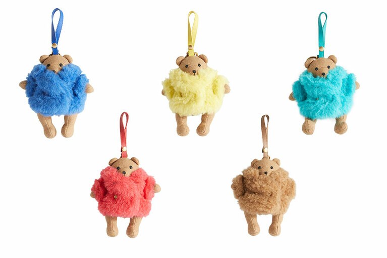 テディ チャーム 各27,000円。