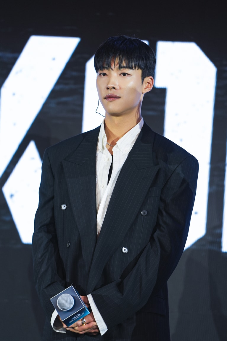 ウ・ドファン。© 2025 Disney and its related entities