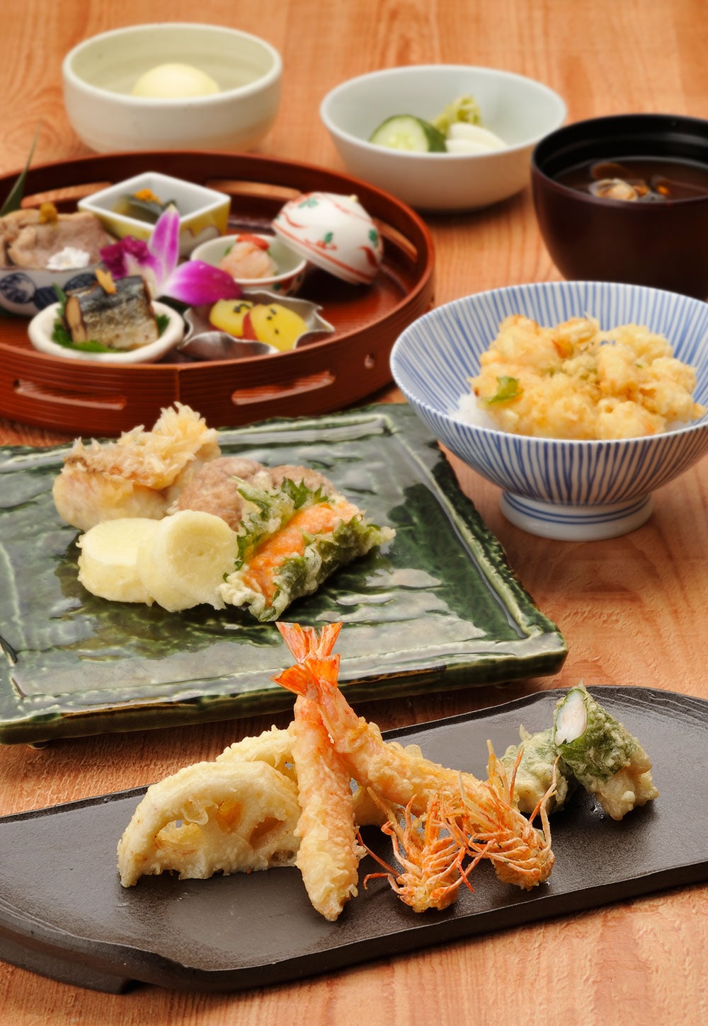 てんぷらと和食「山の上」のリニューアルオープン記念料理イメージ。