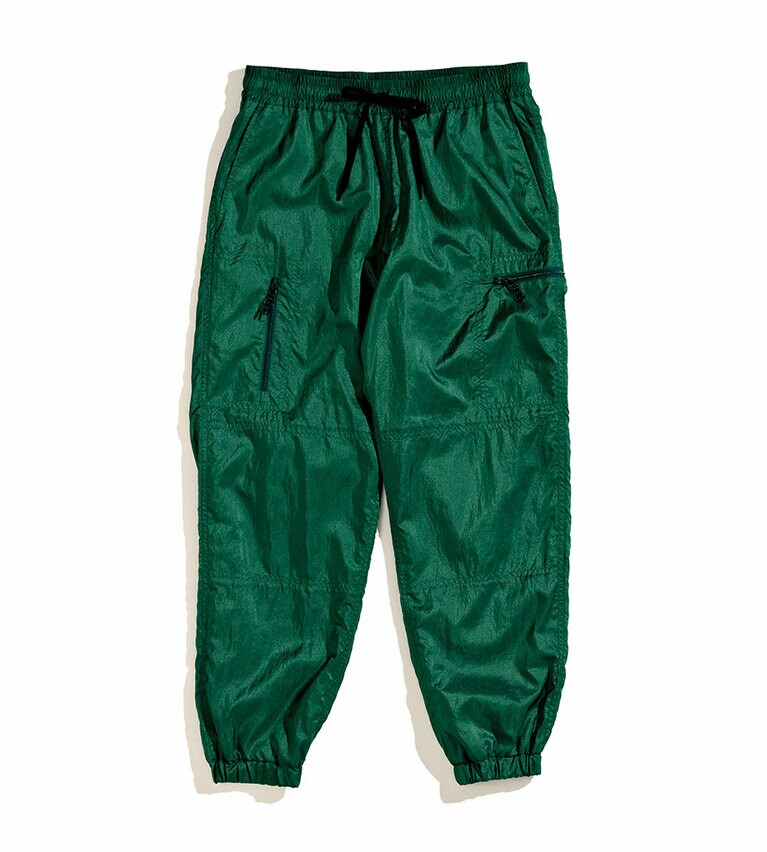 ウィンドブレーカーパンツ 14,300円／ニュートラルワークス.（ゴールドウイン カスタマーサービスセンター）