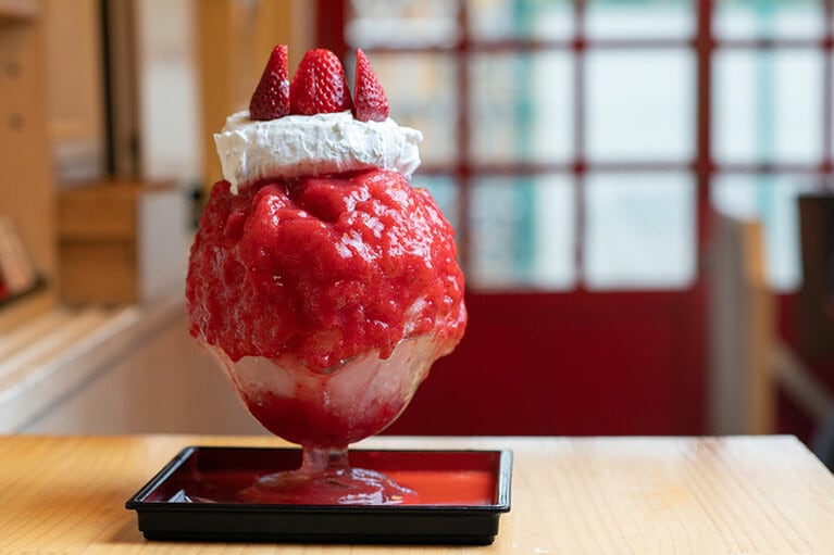 いちごのかき氷の贅沢を極めた「苺三昧」。1,900円。