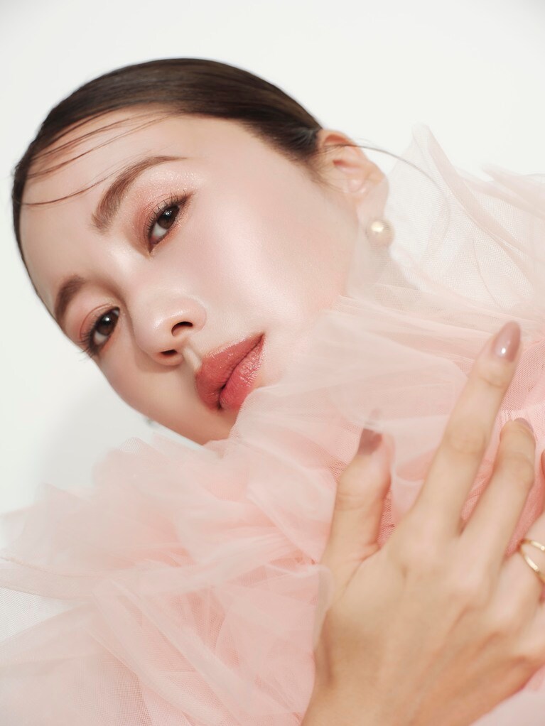 マルチイージーパレット 01 インパルスピンク使用イメージ。