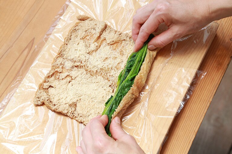 ラップをしいて作業すると良い。