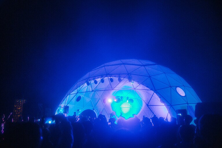 会場内には無料のサウナも。朝から晩まで満喫しよう。