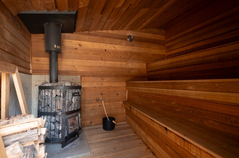 軽井沢の自然を肌で感じながら、心身をリセットしてくれるディスティネーションサウナ「kaveri」へ