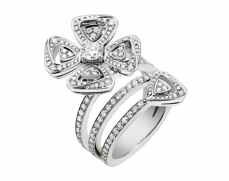 リング WG×DIA 1,705,000円。