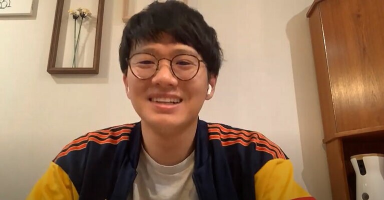 インタビューの一部は亜生さんのご自宅からオンラインで実施しました。